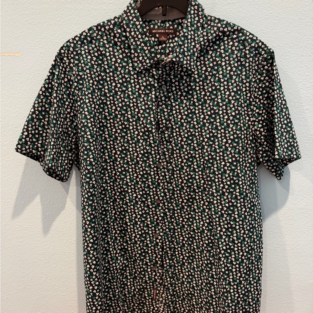 Michael Kors black flower patterned men’s button down shirt